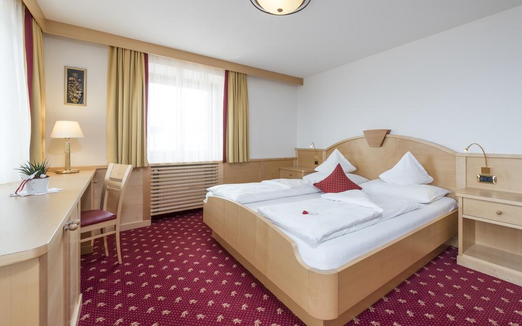Hotel Schoenblick Маранца Номер фото